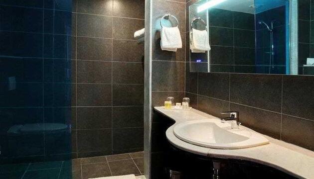 Photo - Best Western Liberte