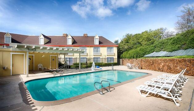 Foto de Hotel Red Lion Inn &amp; Suites Auburn