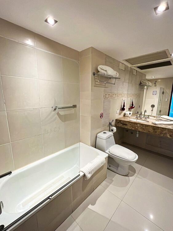 Bathroom – Senses Hotel Boutique Plaza