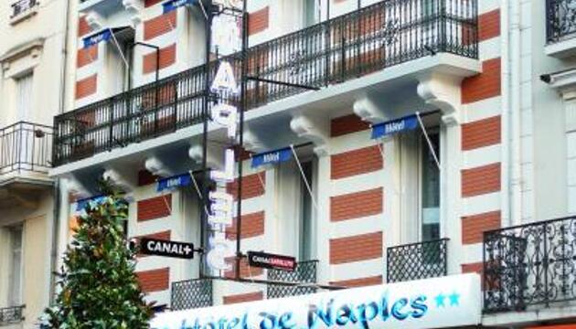 Photo – Hôtel De Naples