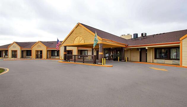 Photo – Hotel Travelodge by Wyndham Appleton