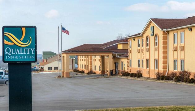 Photo – Hotel Quality Inn &amp; Suites