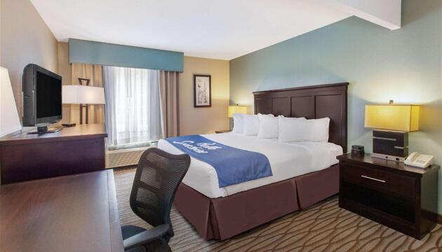 Photo – Hotel Days Inn by Wyndham Petoskey