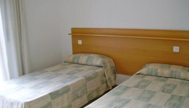Foto de APARTAMENTOS ELS PINS / PORT GAVINA