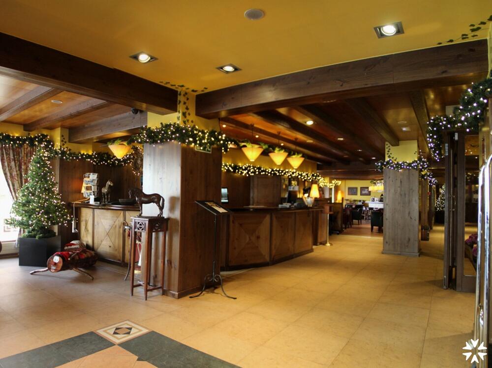 Foto de las zonas nobles de Ski Plaza Hotel &amp;amp; Wellness