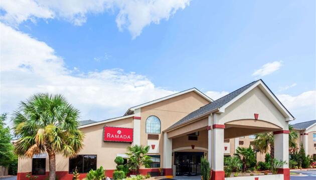 Foto de Hotel Ramada by Wyndham Locust Grove