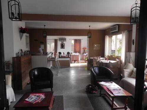 Foto de restauración de Hôtel Aiglon Bylitis