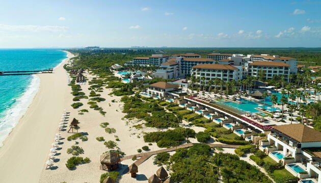 Foto de Complejo Secrets Playa Mujeres Golf &amp; Spa Resort - All Inclusive Adults Only