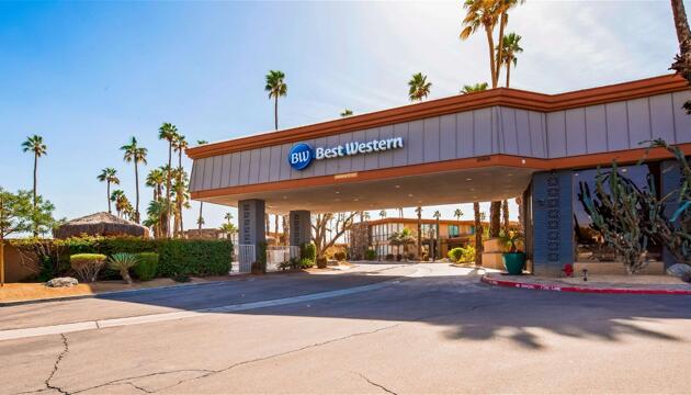 Photo – Best Western Date Tree Hotel