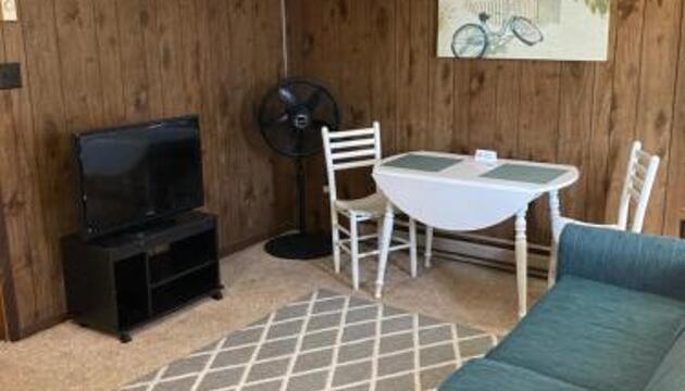 Photo – Driftwood Efficiency Motel