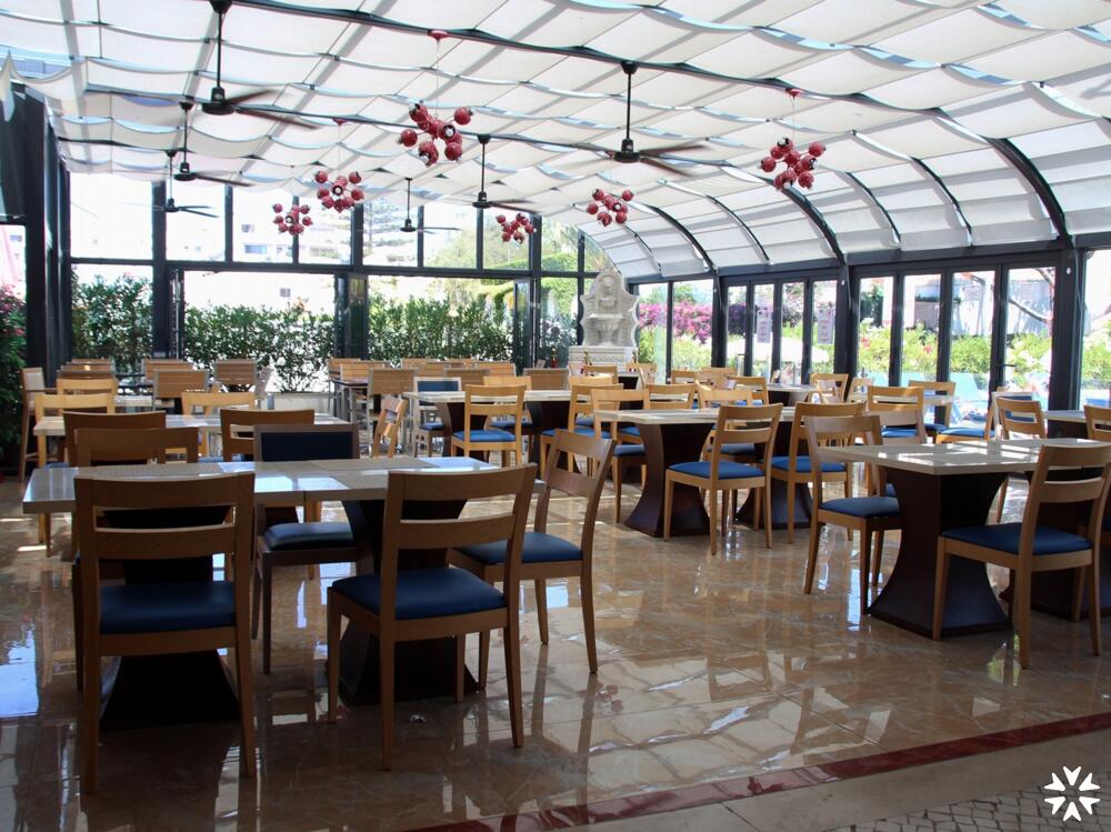 Foto de restauración de Aparthotel Muthu Clube Praia da Oura