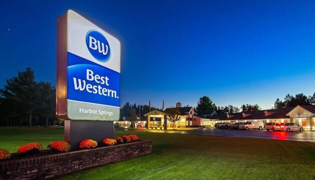 Photo – Hotel Best Western of Harbor Springs