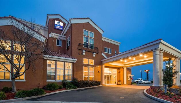 Photo – Hotel Best Western I-5 Inn &amp; Suites