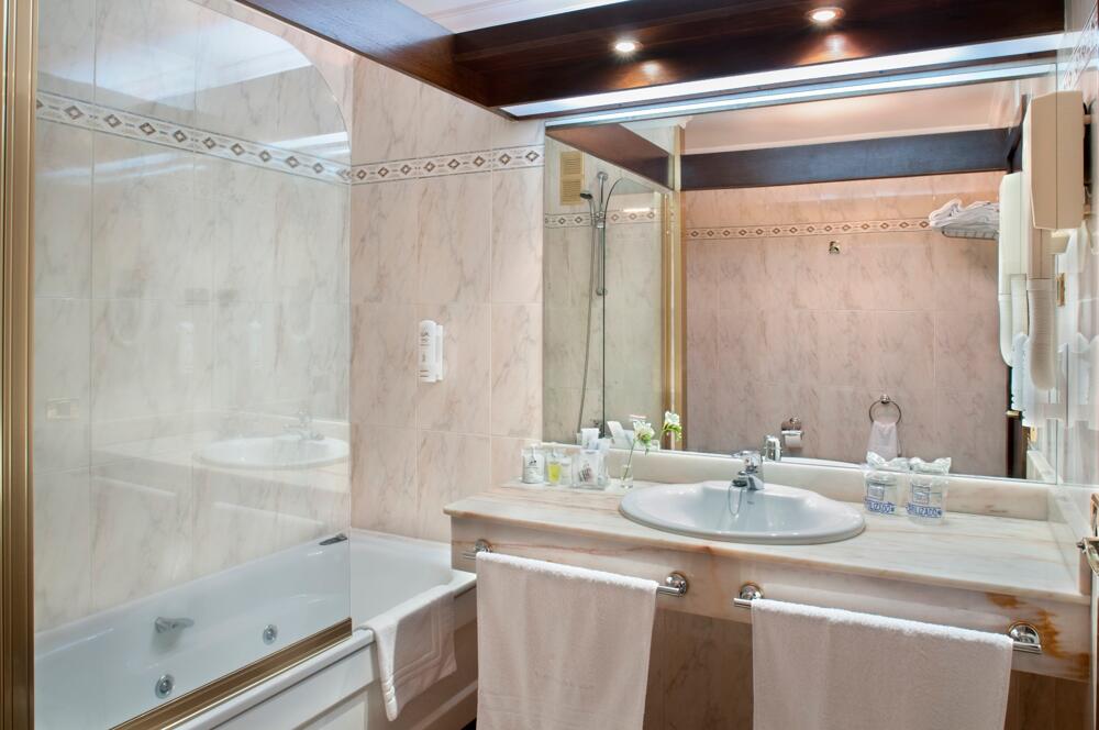 Foto del baño de Hotel Bahía de Vigo