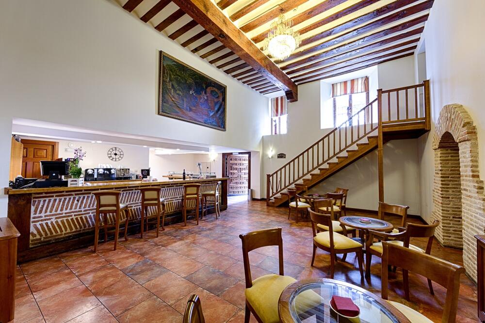 Foto de restauración de AZZ Peñafiel Las Claras Hotel &amp;amp; Spa