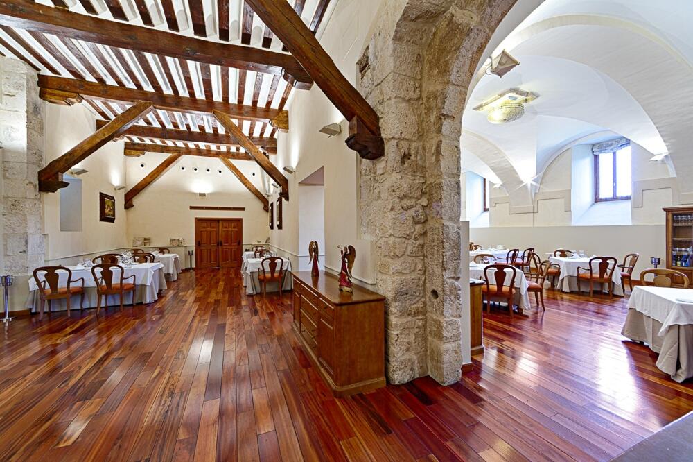 Foto de restauración de AZZ Peñafiel Las Claras Hotel &amp;amp; Spa
