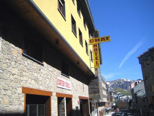 Foto general de Hotel Somriu Chat