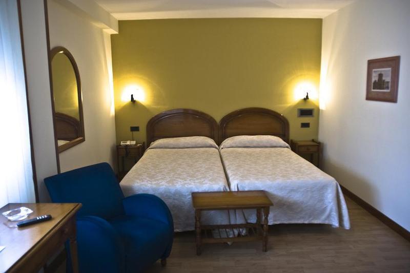 Hotel Doña Nieves, Noreña