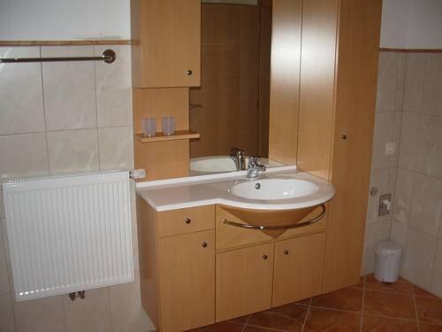 Foto del baño de Apartamentos Haus Annemarie Schiestl