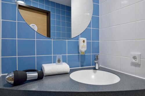 Foto de una habitación de B&amp;amp;B Hotel Landshut