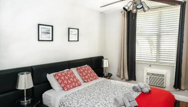 Photo – 713 Miami Beach Apartments
