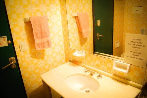Bathroom – Casa Güemes