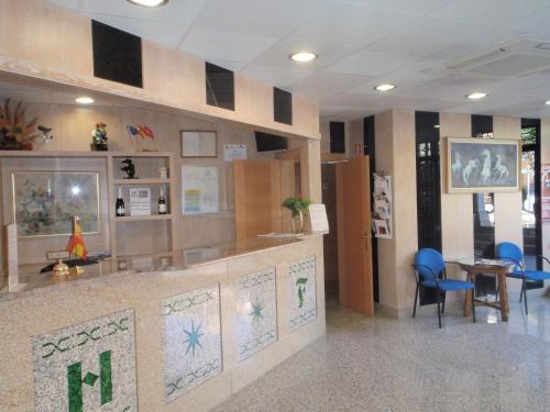 Foto de las zonas nobles de Hostal Fronton