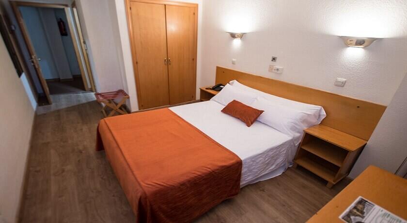 Foto de una habitación de Hotel Colón 27