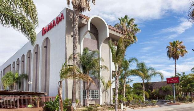 Photo – Hotel Ramada by Wyndham Oceanside