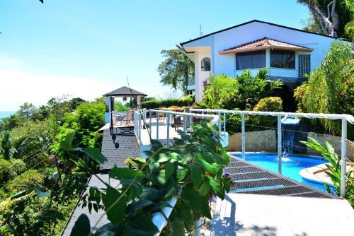 Foto del exterior de Hotel La Mansion Inn