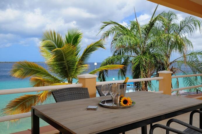 Photo – Aparthotel Den Laman Condominiums