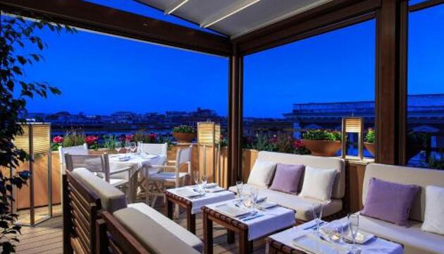 Photo – Vacation Rentals Roof Suite Rome