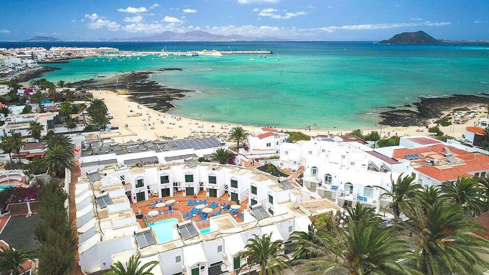 Foto del entorno de Apartamentos TAO Caleta Playa