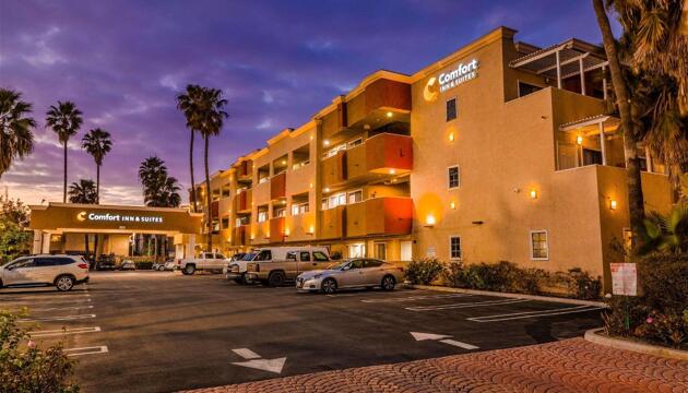 Foto de Hotel Comfort Inn &amp; Suites Huntington Beach