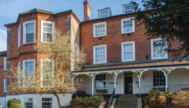 Photo – Hotel Brandshatch Place &amp; Spa