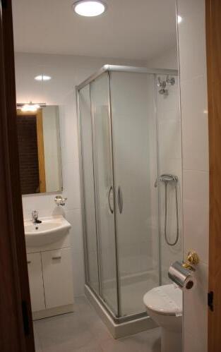 Foto del baño de Hotel Alcamino