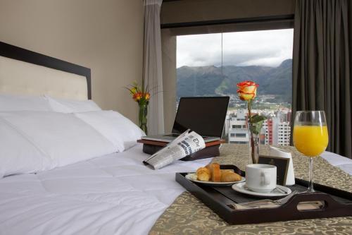 Foto de una habitación de Hotel Akros