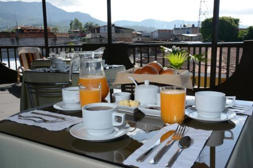 Foto de restauración de Hostal Casa Blanca
