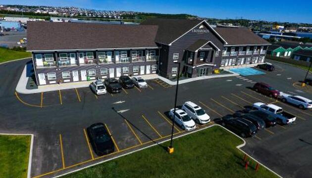 Photo – Hotel Crossroads Inn &amp; Suites