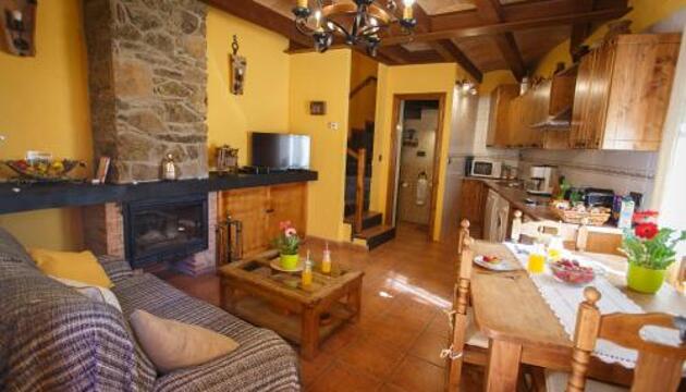 Foto de Villa El Bulín de Braojos - 3 Casas
