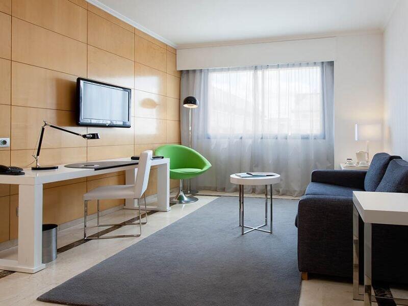 Foto general de Hotel NH Suites Prisma