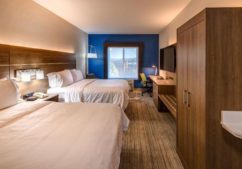 Room – Holiday Inn Express Reno Airport, an IHG Hotel