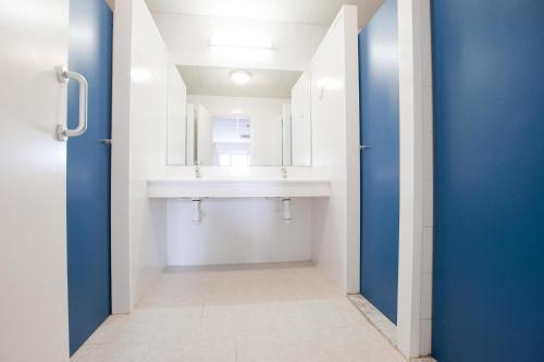 Foto del baño de Alberg Coma-ruga Xanascat