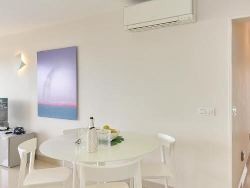 Foto de una habitación de San Agustin Beach Apartments