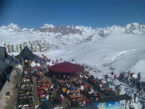 Foto general de APARTMENTSUITESPAIN FORMIGAL ORDESa