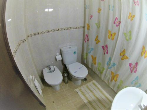 Foto del baño de Apartamentos Turisticos Praia Grande