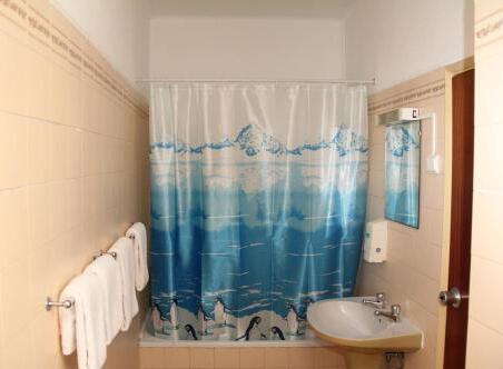 Foto del baño de Pensao Residencial Flor dos Cavaleiros