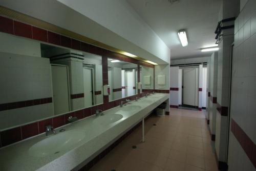 Foto del baño de HI Parque das Nações – Pousada de Juventude