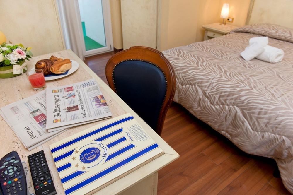 Foto de una habitación de Hotel City