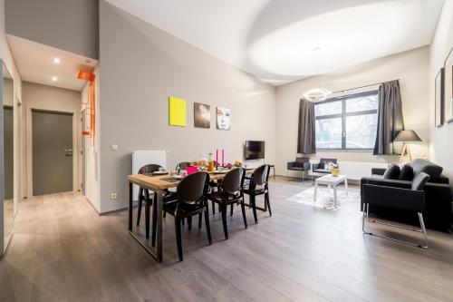 Room – Vacation Rentals Smartflats Design - Schuman